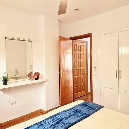 Comfortable Centrally Located Playa Fanabe