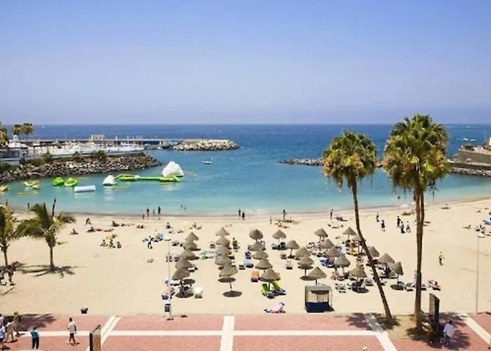 Comfortable Centrally Located Playa Feñabe