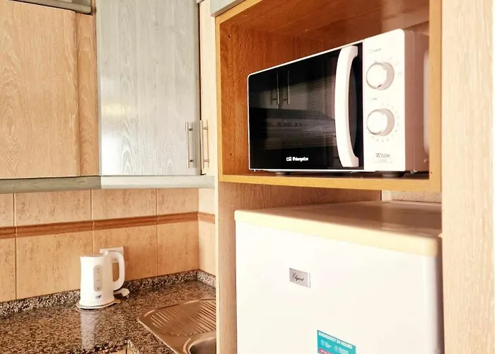 Apartament Comfortable Centrally Located Playa Feñabe