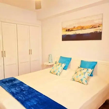 Comfortable Centrally Located Плайя-Фаньябе